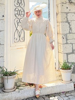 Organik Keten Büzgülü Krem Elbise