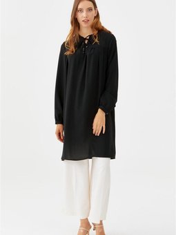 Bağcıklı Sıfır Yaka Siyah Tunik
