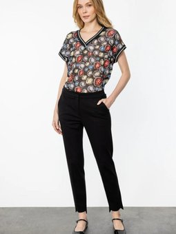 Siyah Beli Lastikli Dar Paça Pantolon