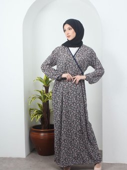 Pratik Bağlamalı Namaz Elbisesi