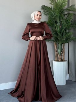 Beli Pilise Detaylı Maxi Abiye Elbise Kahverengi