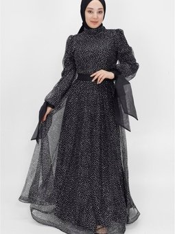 Siyah Taş İşlemeli Ve Beli Kemerli Abiye Elbise