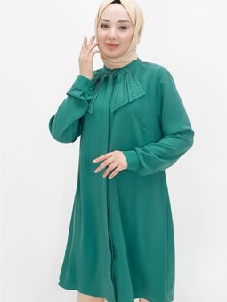 Yeşil Kristal Kumaş Yakası Taşlı Büyük Beden Tunik