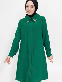 Zümrüt Yeşili Yaka Ucu Taşlı Krep Kumaş Tunik