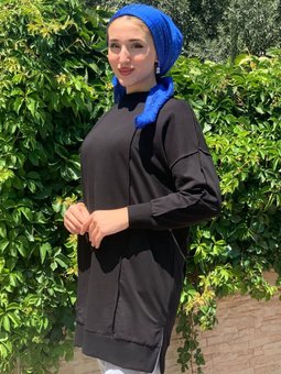 Siyah Dikiş Detaylı Sweat