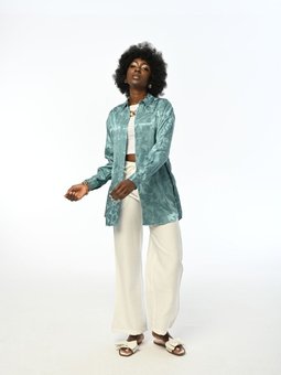 Yaprak Desenli Oversıze Büyük Bedene Ve Tesettüre Uygun Gömlek