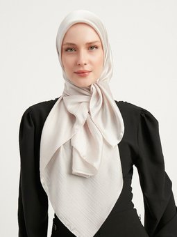 Janjanlı Krinkıl Latte Eşarp