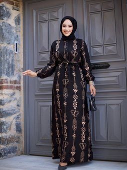 Siyah Vizon Bisiklet Yaka Önü Düğmeli Ve Kuşaklı Etek Büzgülü Viskon Elbise