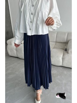 D. Lacivert Piliseli Uzun Etek