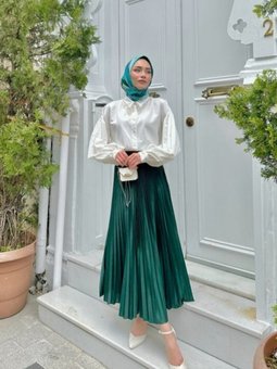 Zümrüt Yeşili Piliseli Uzun Etek