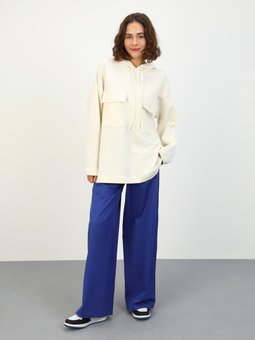 Cep Detaylı Rahat Kalıp Sweatshirt Kırık Beyaz