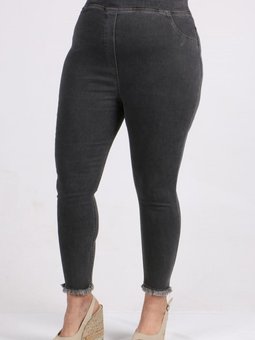 Antrasit Büyük Beden Beli Lastikli Püsküllü Dar Paça Kot Pantolon