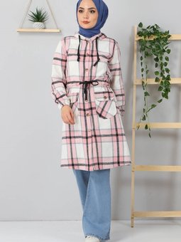 Pembe Düğmeli Kapüşonlu Kap