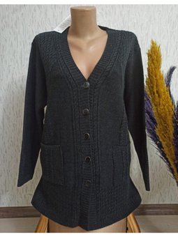 Düğmeli Cepli Kışlık Yün Anne Hırka