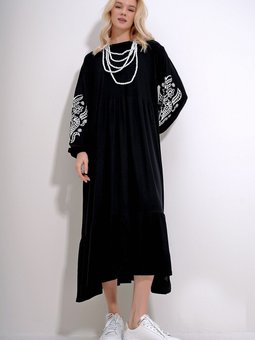 Siyah Bisiklet Yaka Kolları Flok Baskılı Eteği Volanlı Beli Kuşaklı Elbise Alc X12086
