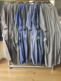 Günlük Ince Kot Lacivert Fermuarlı Spor Kap Ferace Boy 142 Cm Yandan Bağcıklı Model