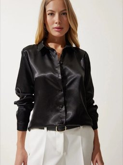 Siyah Küçük Ve Büyük Bedenler Hafif Dökümlü Saten Yüzeyli Gömlek Hzl25w Bd139641