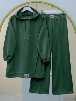 Kapüşonlu Arma Detaylı Penye Takım