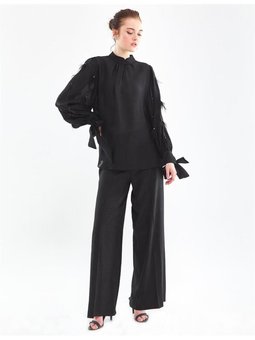 Büzgülü Balon Kol Siyah Bluz