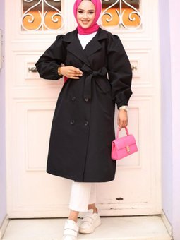 Siyah Omzu Pileli Detaylı Trençkot