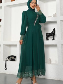 Zümrüt Yeşili Taş Detaylı Şifon Abiye Elbise