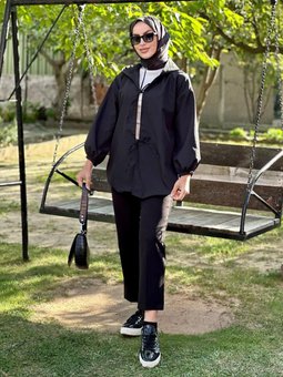 Siyah Kapüşonlu Önü Baglamalı Kimono