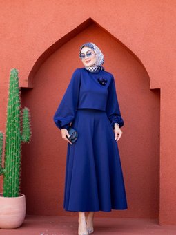 Yaka Çiçekli Puf Dalgıç Etekli Takım Lacivert