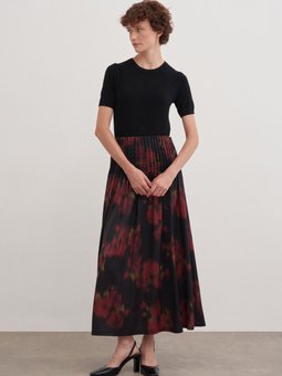 1184111 Çiçek Desenli Etek