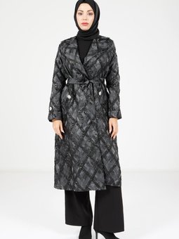 Siyah Kuşaklı Kendinden Desenli Kap Ceket