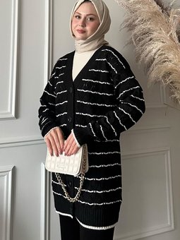 Baklava Desen Çizgili Siyah Triko Hırka