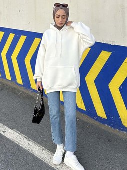 Üç İplik Kanguru Cep Sweatshirt