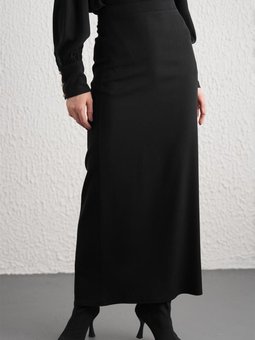 Yandan Fermuarlı Siyah Etek