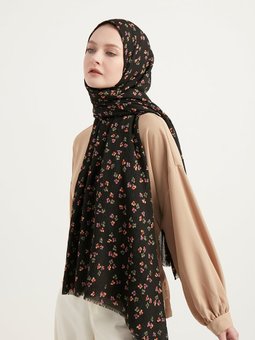 Çiçek Desenli Bürümcük Siyah Şal