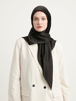 Janjanlı Krinkıl Siyah Eşarp