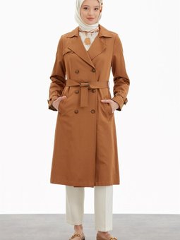 Kruvaze Yaka Kemerli Klasik Trençkot Camel