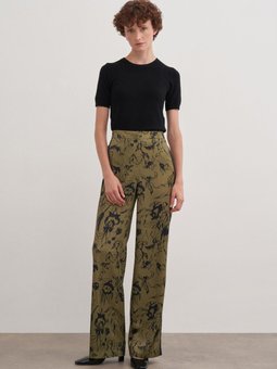 Desenli Kemerli Pantolon