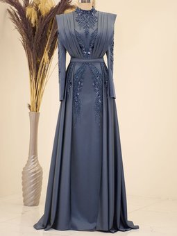 Önü Drapeli Kuyruklu Boncuk İşlemeli Miranda Abiye Elbise