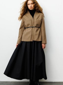 Kontrast Deri Kemerli Sütlü Kahve Ceket