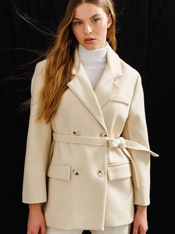 Kruvaze Kapamalı Kaşe Krem Blazer Ceket