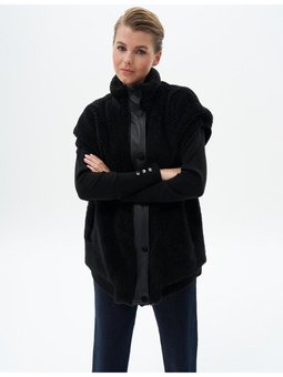 Suni Deri Garnili Peluş Yelek Siyah