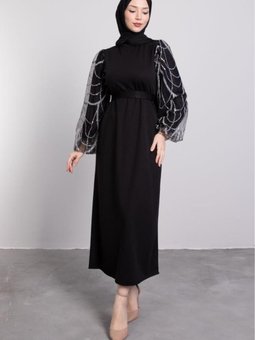 Kolları Ağ Desenli Kuşaklı Elbise Siyah