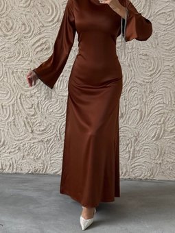 Saten İncisi: Volan Kol Zincir Detaylı Abiye Elbise