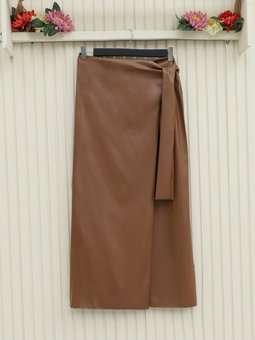 Yan Bağlamalı Önü Çift Katlı Deri Etek