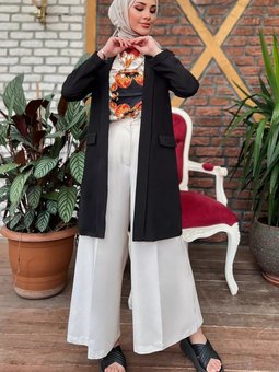 Siyah Kol Katlı Ceket