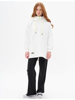 Dokulu Sweatshirt Optik Beyaz
