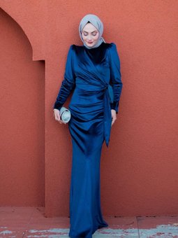 Vily Kadife Roba Detay Abiye Lacivert