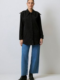 Apolet Detaylı Fitilli Kadife Gömlek