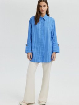 Geniş Manşetli Çizgili Gömlek