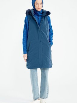 Kürk Detaylı Kapüşonlu Kapitone Yelek İndigo