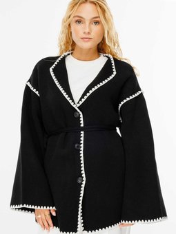 Biye İşleme Detaylı Siyah Hırka